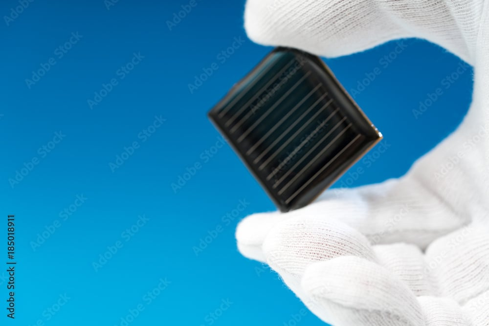Projects Aim to Maximize Organic Solar Cell Performance